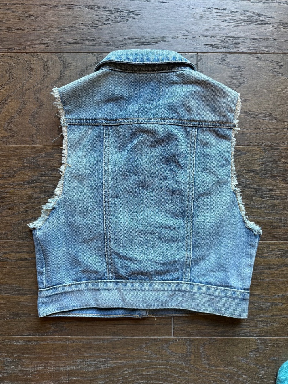 Love Culture Denim Vest Small Light Wash Distressed Jean Jacket - Picture 6 of 10